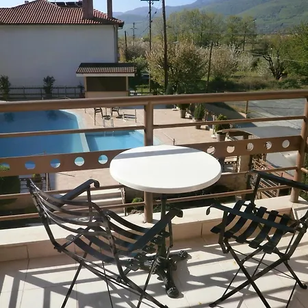 4 Epoxes Loutraki (Pella)