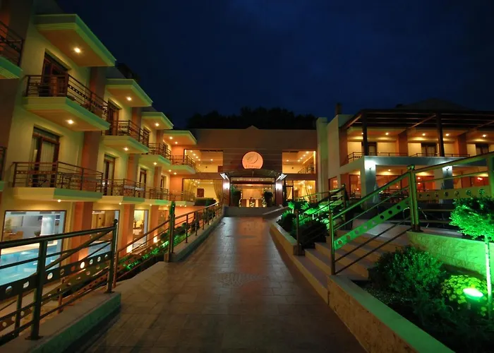 Ξενοδοχείο 4 Epoxes 3*