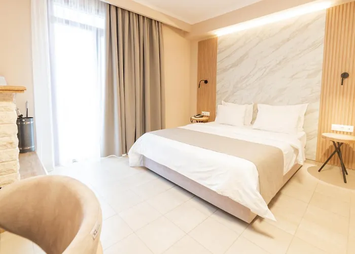 4 Epoxes Otel